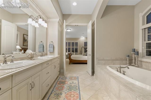 9971 Highland Glen Place