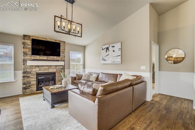 9944 Devoncove Drive