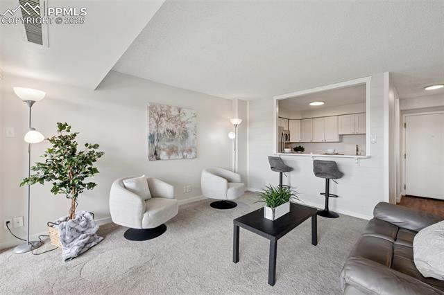 411 Lakewood Circle C403