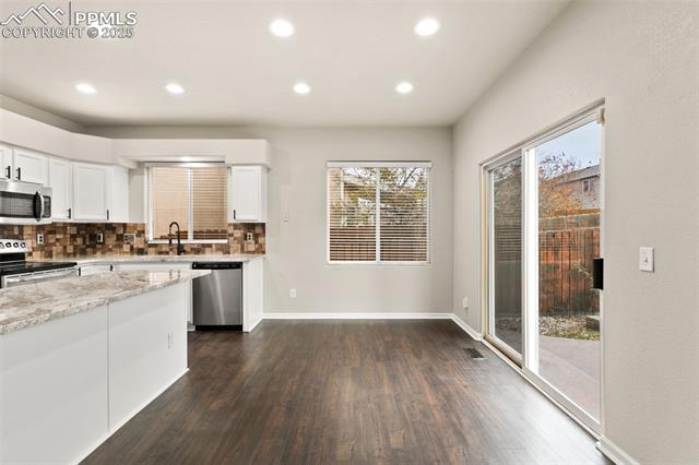 5649 Pioneer Mesa Drive