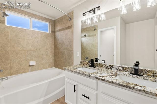 5649 Pioneer Mesa Drive