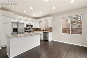 5649 Pioneer Mesa Drive