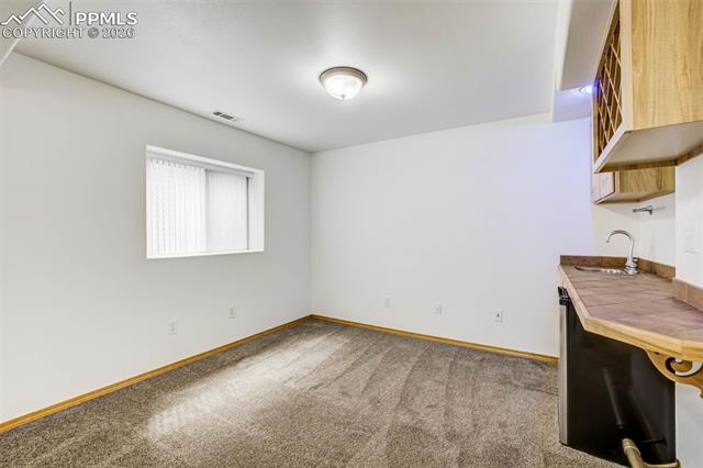 5855 Grapevine Drive