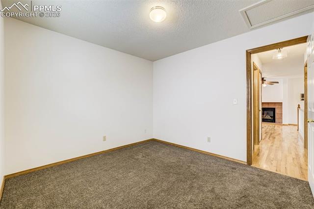 5855 Grapevine Drive