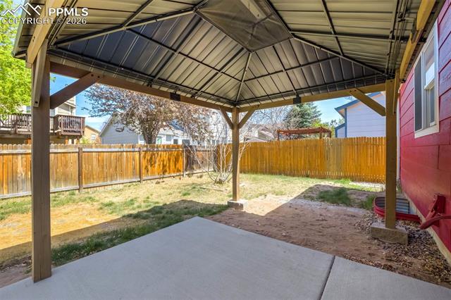 5855 Grapevine Drive