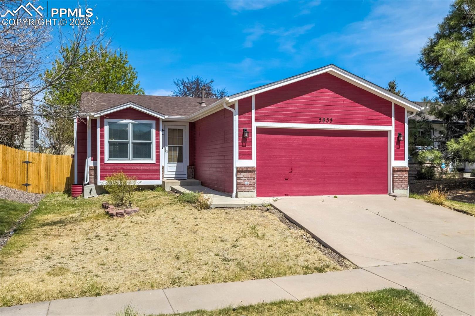 5855 Grapevine Drive