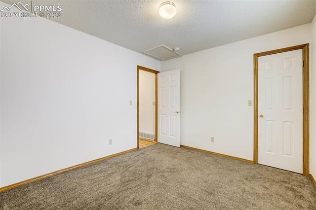 5855 Grapevine Drive