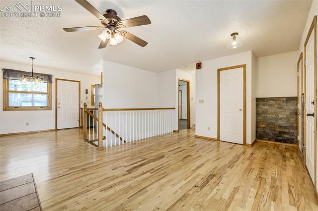 5855 Grapevine Drive