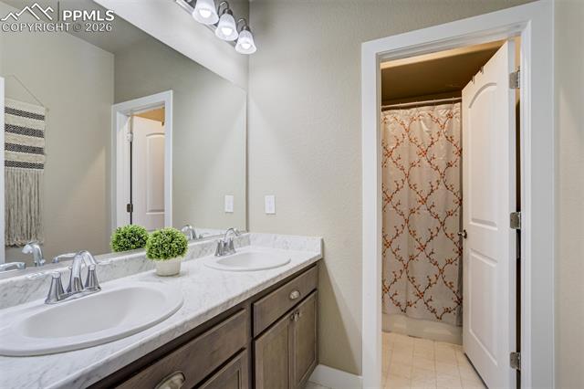 13165 Stone Peaks Way