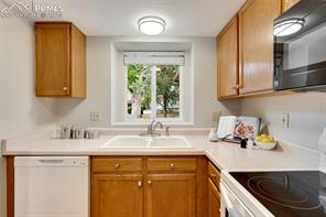 170 Creekside Lane
