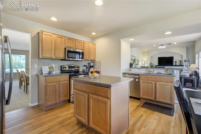 5334 Hopalong Trail