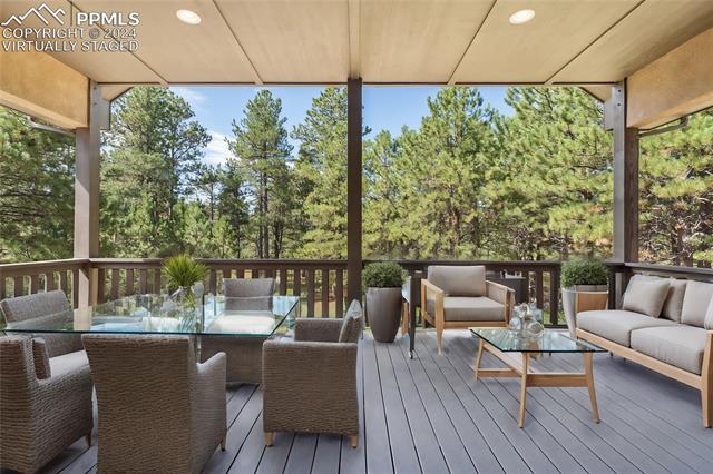 15664 Pole Pine Point