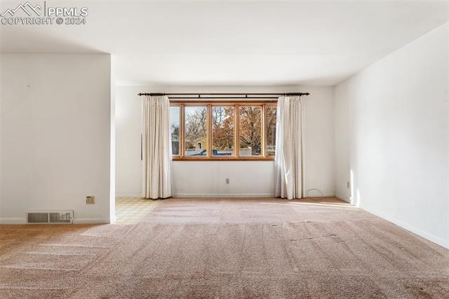 2141 N El Paso Street