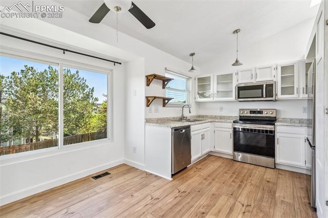 6475 Stonehedge Drive