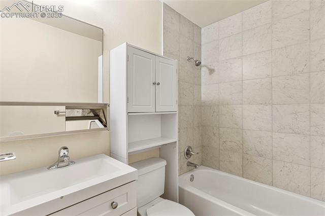 6745 Parkridge Court