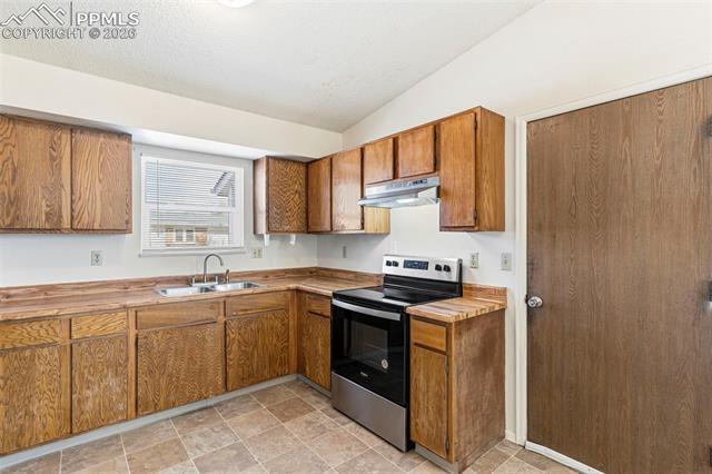 6745 Parkridge Court