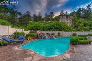 7610 Winding Oaks Drive