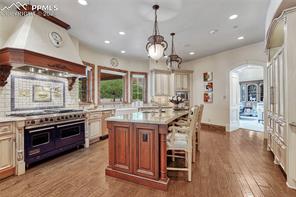 7610 Winding Oaks Drive