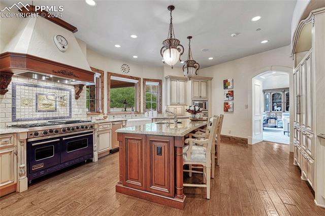 7610 Winding Oaks Drive