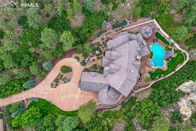 7610 Winding Oaks Drive