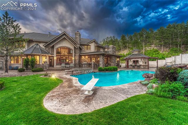 7610 Winding Oaks Drive