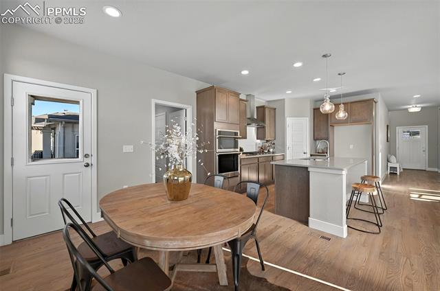 5485 Gansevoort Drive