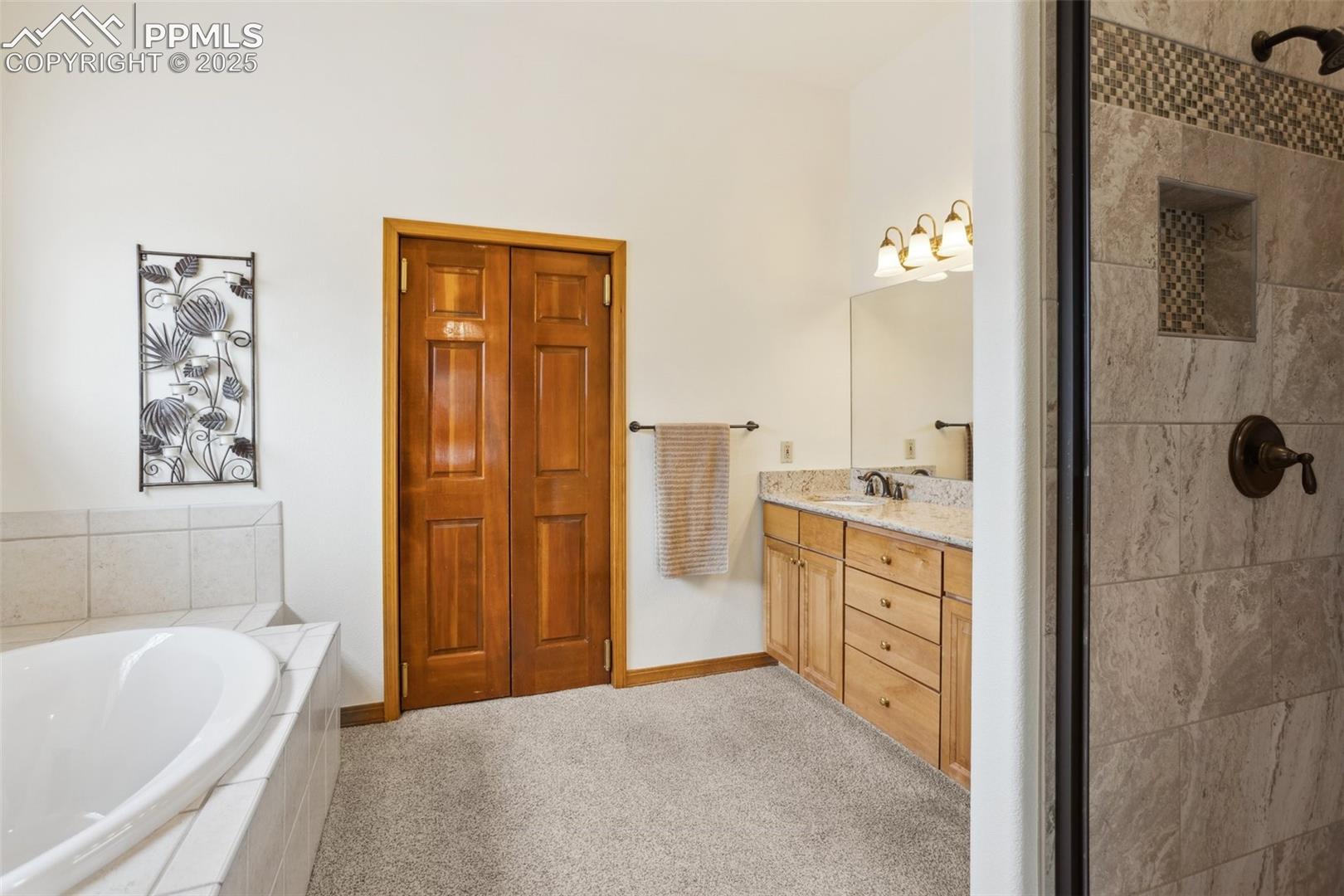 2427 Spanish Oak Terrace