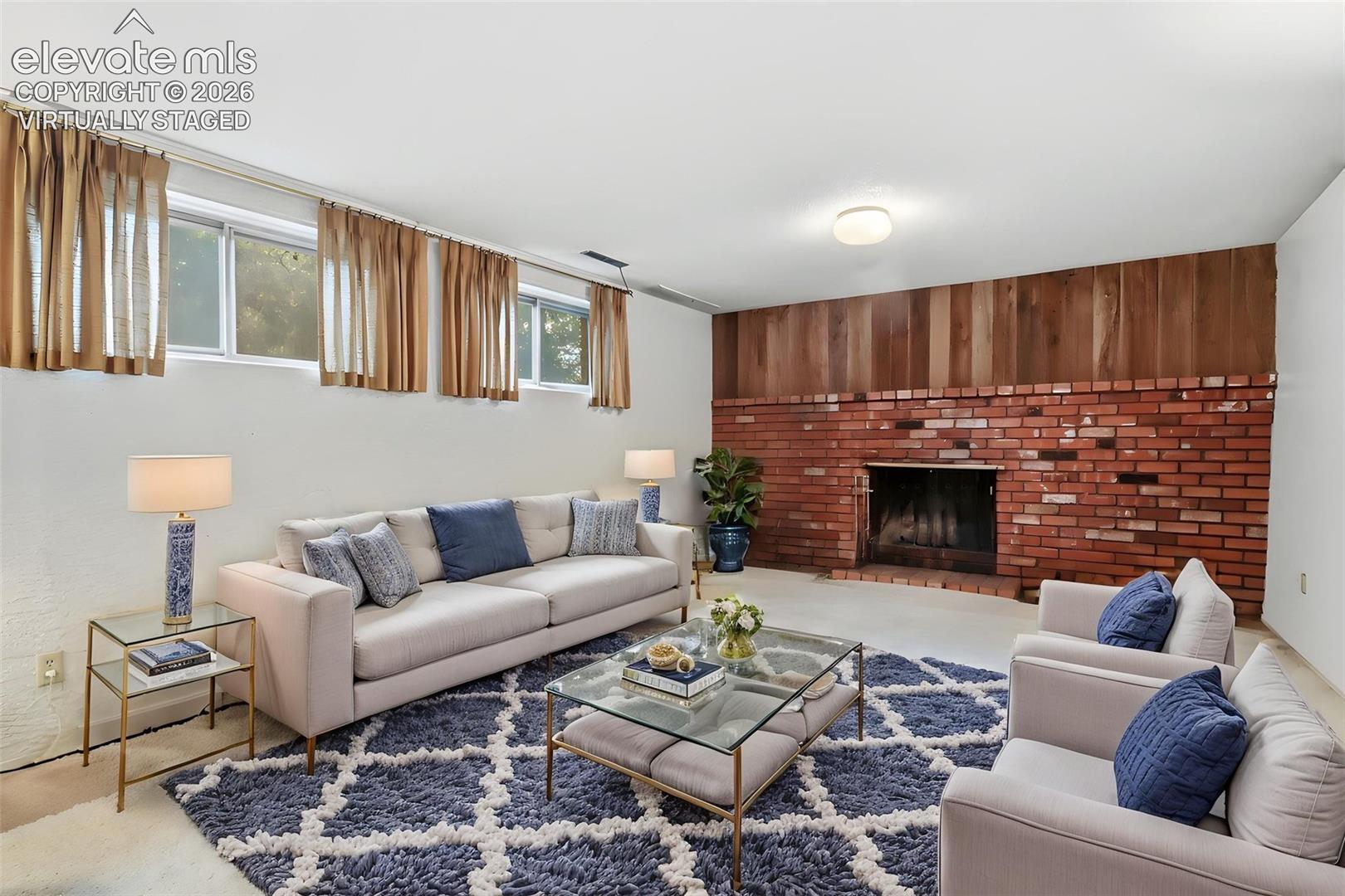 2718 Northridge Drive