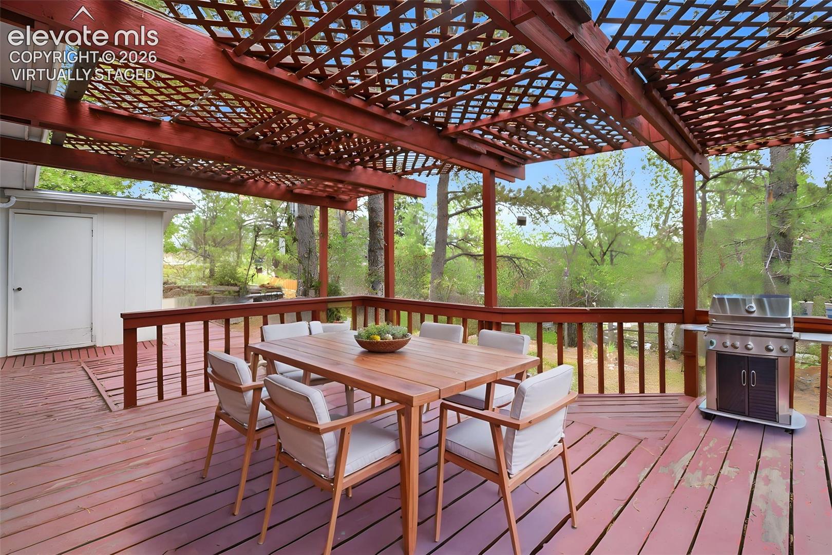 2718 Northridge Drive