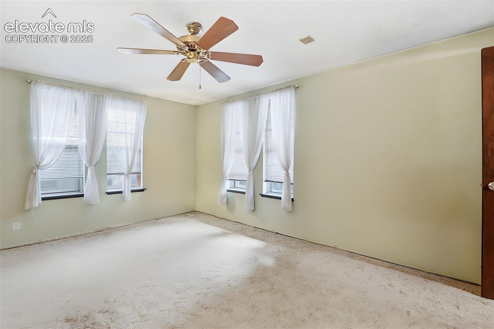 2718 Northridge Drive