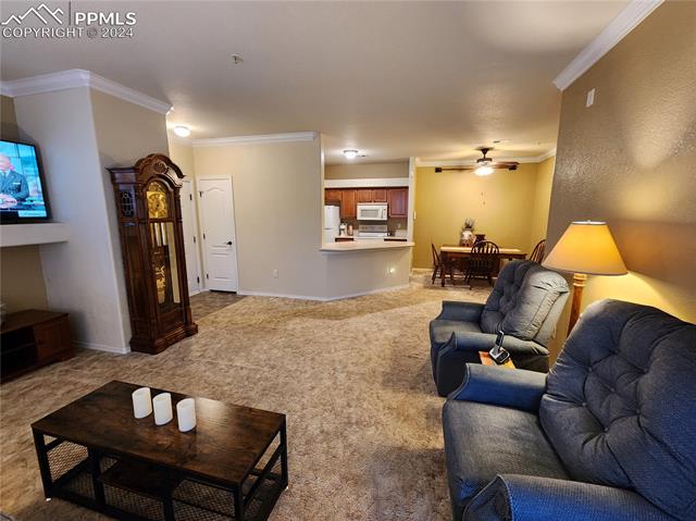 5354 Palomino Ranch Point 104