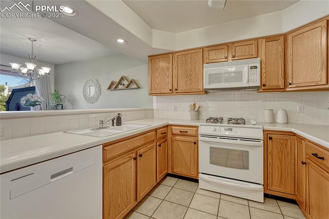 4725 Walking Horse Point