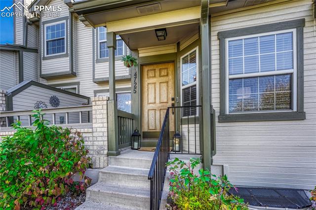 4725 Walking Horse Point