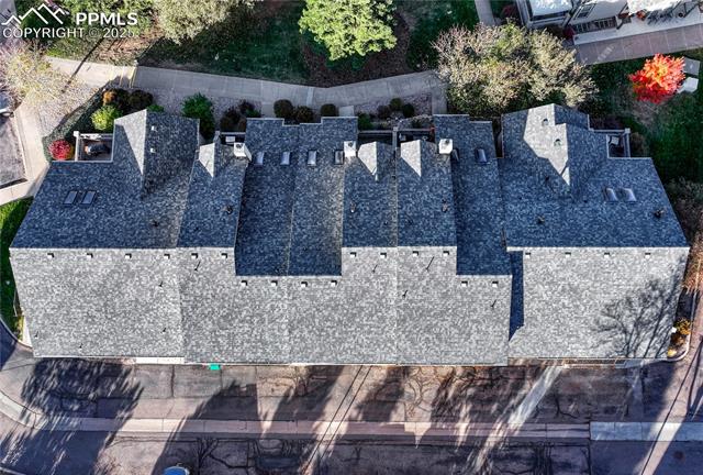 4725 Walking Horse Point