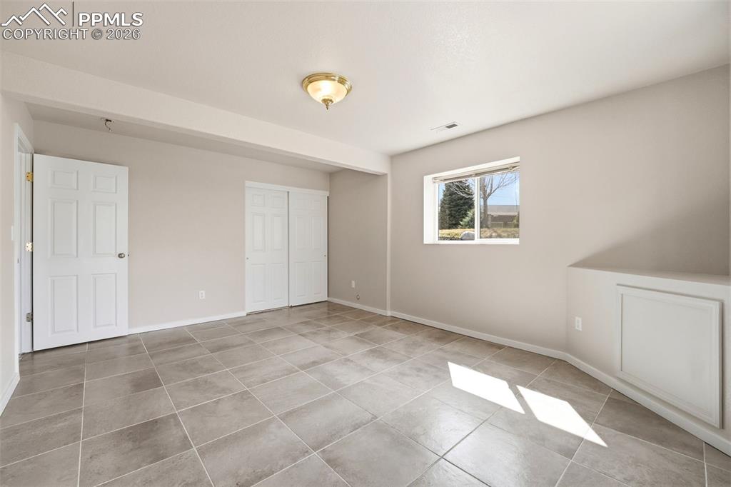 9235 Lizmoor Court