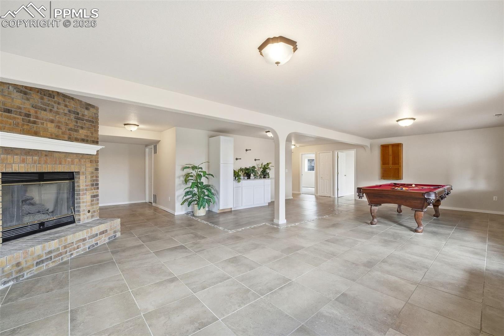 9235 Lizmoor Court