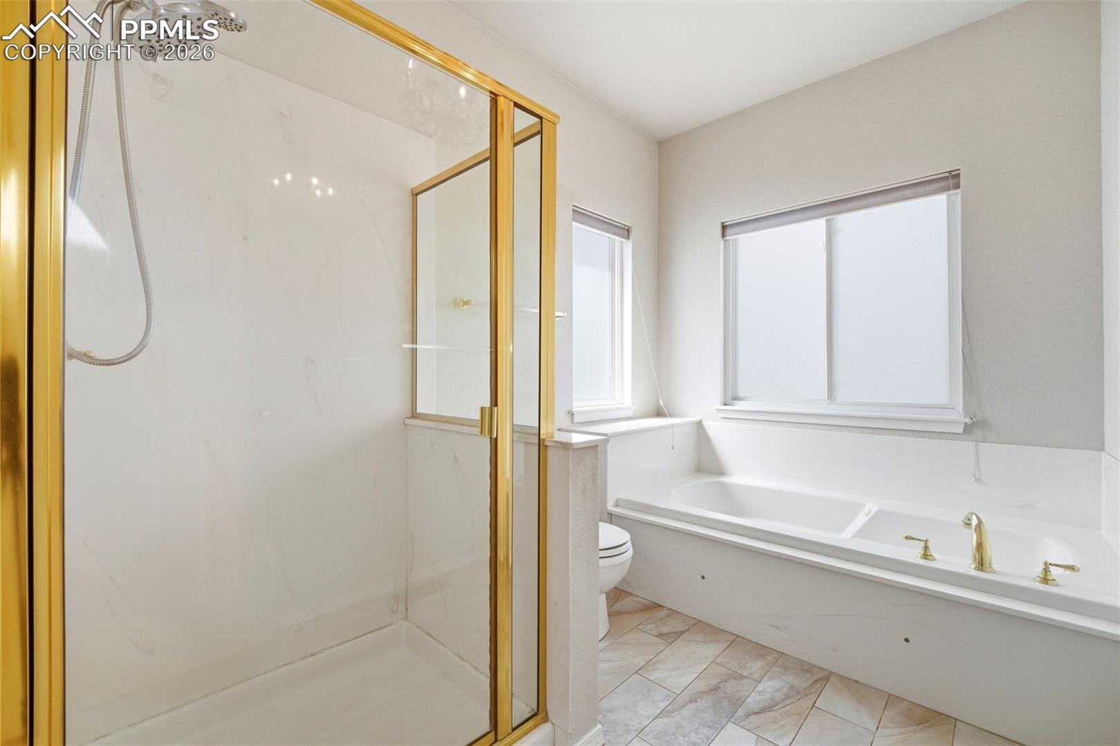 9235 Lizmoor Court