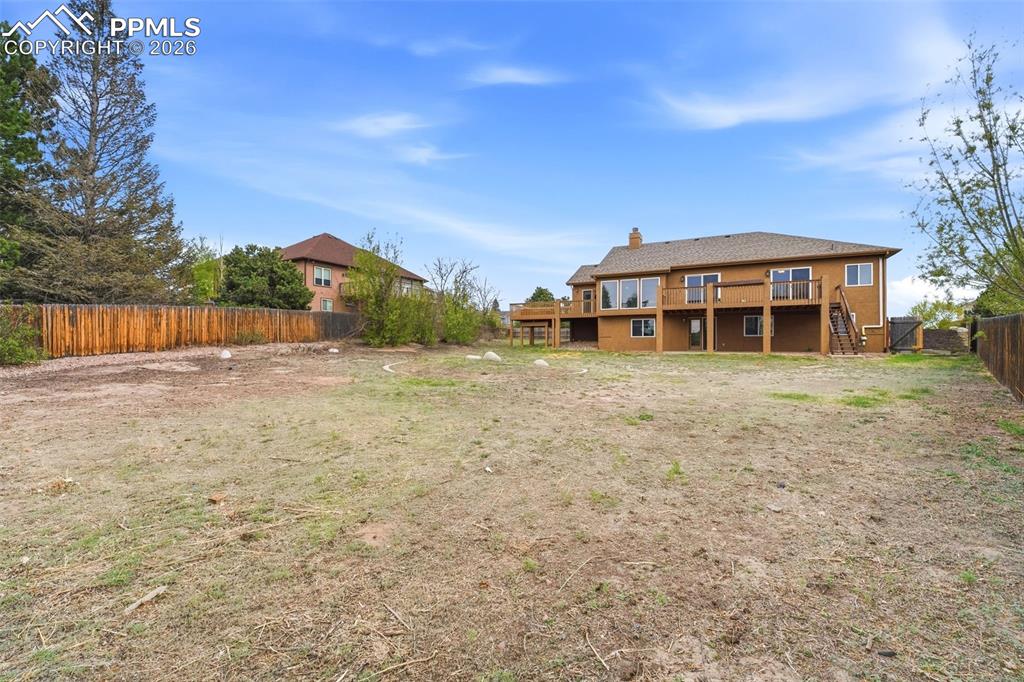 9235 Lizmoor Court