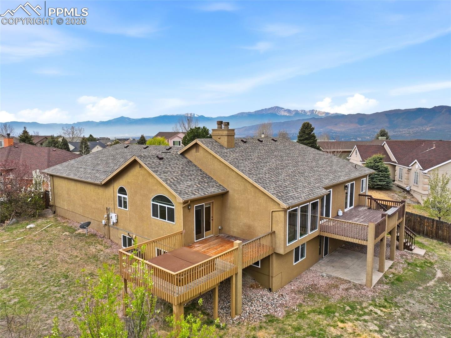 9235 Lizmoor Court