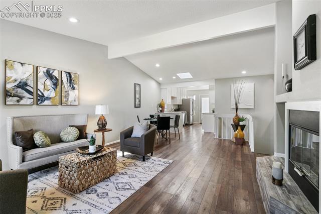 1334 E Parkway Drive