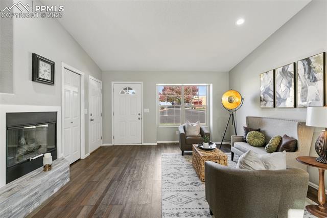 1334 E Parkway Drive