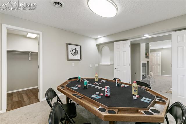 1334 E Parkway Drive