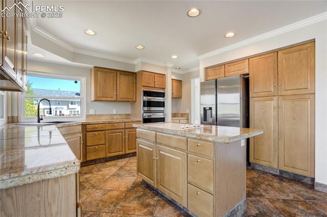 2505 Heathrow Drive