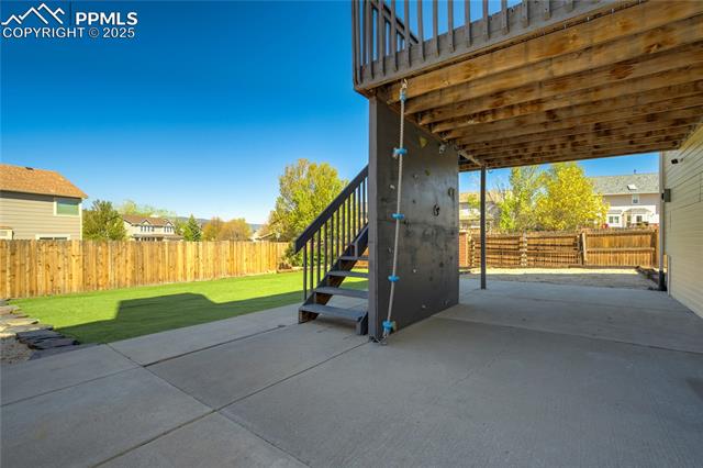 2505 Heathrow Drive