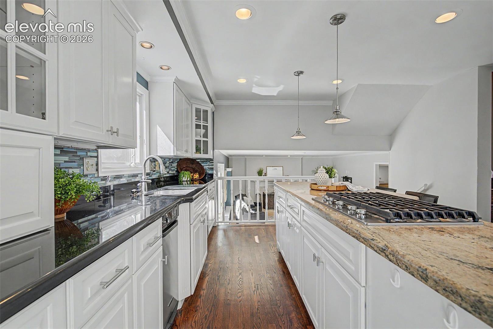705 N Grey Eagle Circle