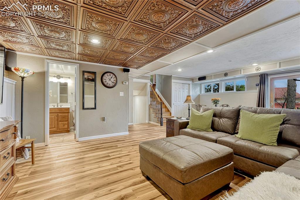 5335 Sapphire Drive