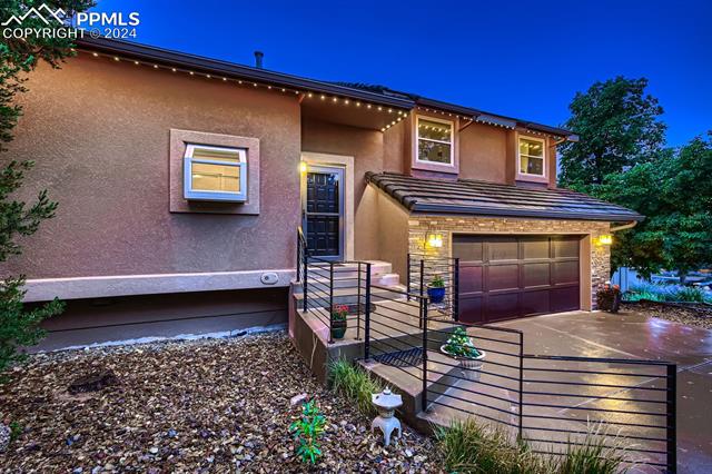 1085 N War Eagle Drive