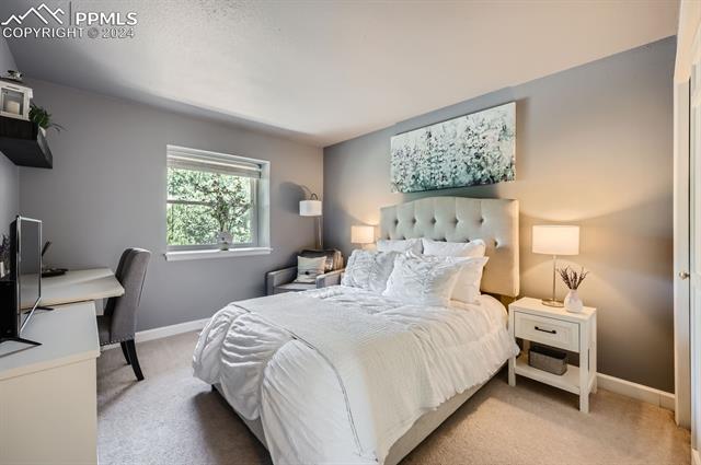 1085 N War Eagle Drive