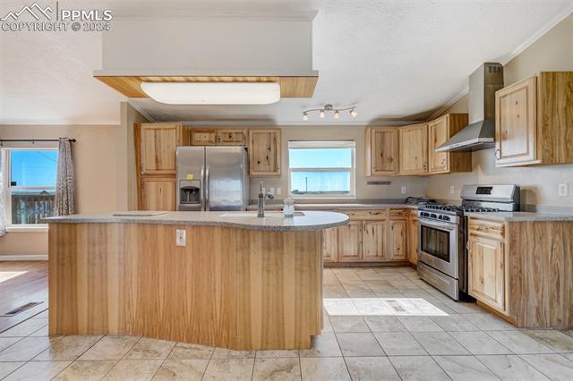 6240 Night Train Lane