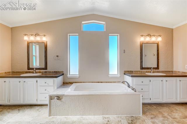 6240 Night Train Lane